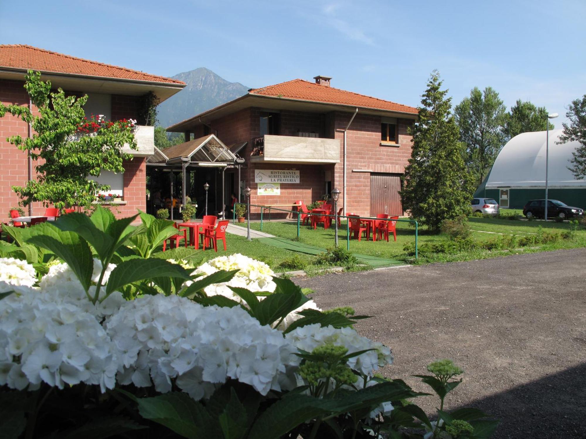Lions Village Domodossola Esterno foto